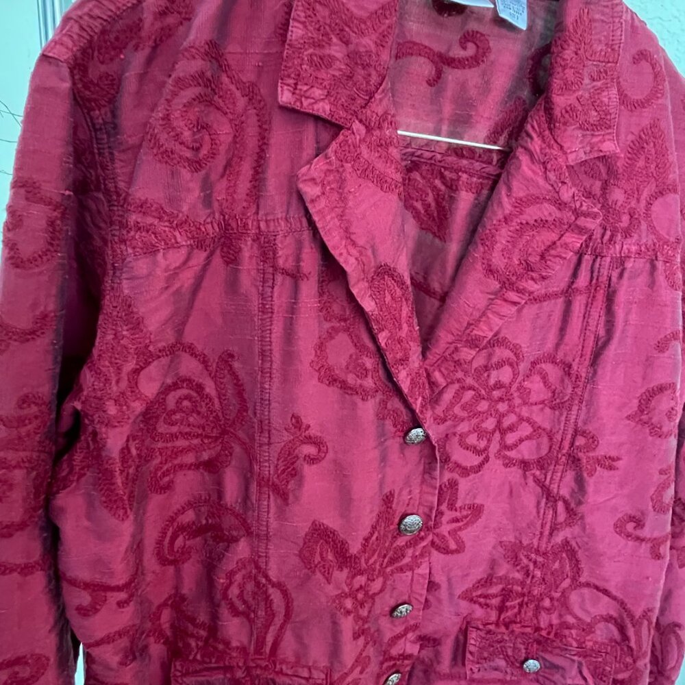 100% Silk Chico's Red Paisley Print Jacquard Topper Jacket Size 3( XL) - Picture 3 of 5